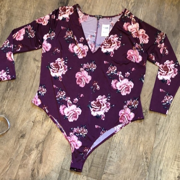 Charlotte Russe Bodysuit Top‎ - Picture 7 of 10